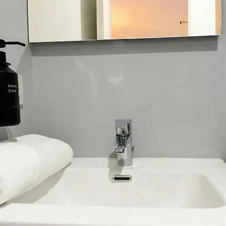 Le 21 - Premium - Jacuzzi Privatif & Vue Rhone * Vienne (Isere)