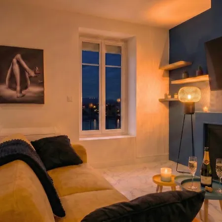 Le 21 - Premium - Jacuzzi Privatif & Vue Rhone Apartment *